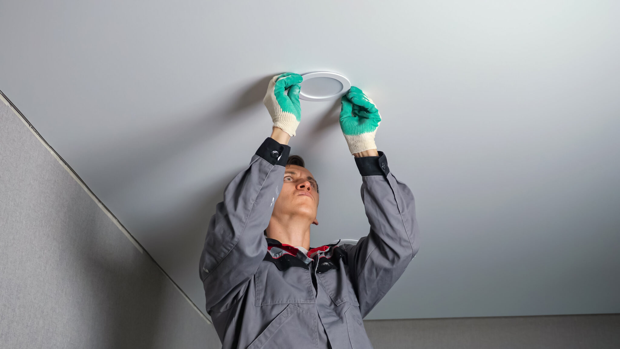 How to Change a Recessed Lightbulb StepbyStep Guide
